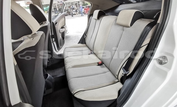 ซื้อ รถมือสอง Mazda 2 ขาว รถยนต์ ใน %{เมือง} ใน กรุงเทพมหานคร ซื้อ รถมือสอง Mazda 2 ขาว รถยนต์ ใน %{เมือง} ใน กรุงเทพมหานคร