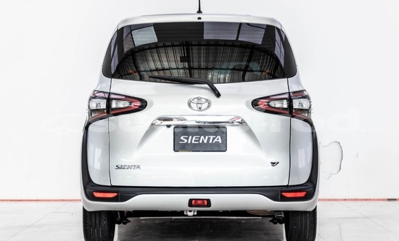 ซื้อ รถมือสอง Toyota Sienta เงิน รถยนต์ ใน %{เมือง} ใน กรุงเทพมหานคร ซื้อ รถมือสอง Toyota Sienta เงิน รถยนต์ ใน %{เมือง} ใน กรุงเทพมหานคร