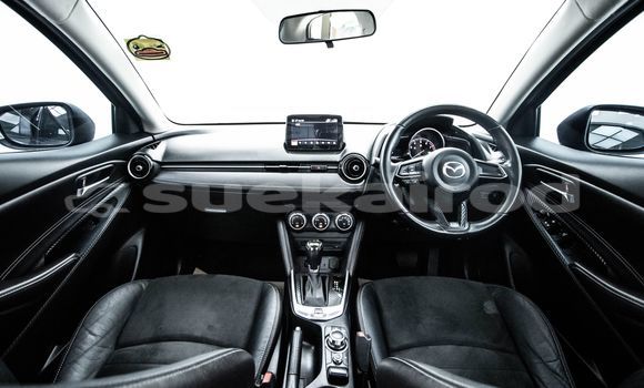 ซื้อ รถมือสอง Mazda 2 สีน้ำตาล รถยนต์ ใน %{เมือง} ใน กรุงเทพมหานคร ซื้อ รถมือสอง Mazda 2 สีน้ำตาล รถยนต์ ใน %{เมือง} ใน กรุงเทพมหานคร