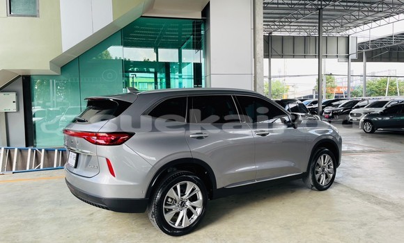 Buy Used Haval H6 Silver Car in Bangkok in Bangkok Buy Used Haval H6 Silver Car in Bangkok in Bangkok