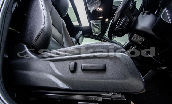 Buy Used Honda HRâV White Car in Bangkok in Bangkok Buy Used Honda HRâV White Car in Bangkok in Bangkok