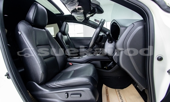 Buy Used Honda HRâV White Car in Bangkok in Bangkok Buy Used Honda HRâV White Car in Bangkok in Bangkok