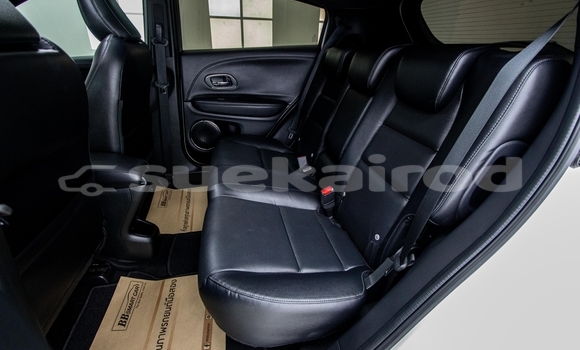 Buy Used Honda HRâV White Car in Bangkok in Bangkok Buy Used Honda HRâV White Car in Bangkok in Bangkok