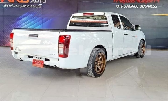 ซื้อ รถมือสอง Isuzu D–MAX ขาว รถยนต์ ใน %{เมือง} ใน กรุงเทพมหานคร ซื้อ รถมือสอง Isuzu D–MAX ขาว รถยนต์ ใน %{เมือง} ใน กรุงเทพมหานคร