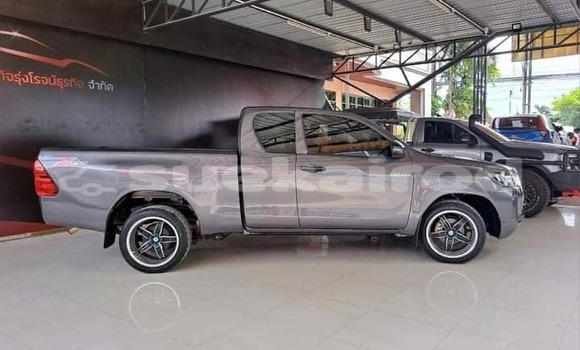 ซื้อ รถมือสอง Toyota Hiluxe Revo อื่น ๆ รถยนต์ ใน %{เมือง} ใน กรุงเทพมหานคร ซื้อ รถมือสอง Toyota Hiluxe Revo อื่น ๆ รถยนต์ ใน %{เมือง} ใน กรุงเทพมหานคร