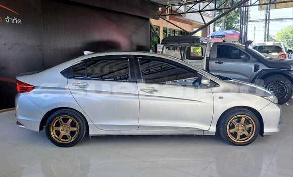 ซื้อ รถมือสอง Honda City อื่น ๆ รถยนต์ ใน %{เมือง} ใน กรุงเทพมหานคร ซื้อ รถมือสอง Honda City อื่น ๆ รถยนต์ ใน %{เมือง} ใน กรุงเทพมหานคร