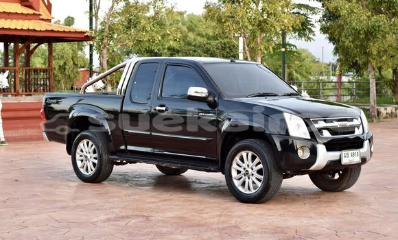 Buy Used Isuzu D-Max Black Car in Bangkok in Bangkok