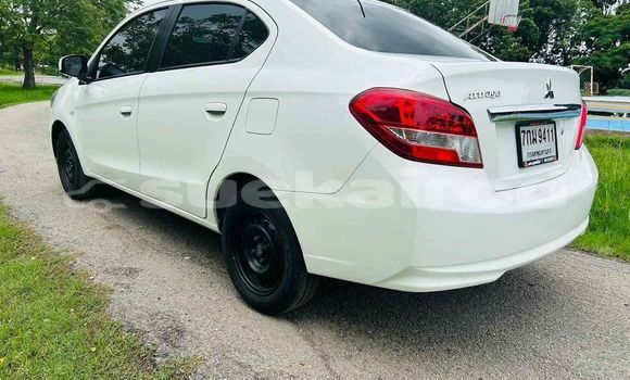 ซื้อ รถมือสอง Mitsubishi Attrage ขาว รถยนต์ ใน %{เมือง} ใน กรุงเทพมหานคร ซื้อ รถมือสอง Mitsubishi Attrage ขาว รถยนต์ ใน %{เมือง} ใน กรุงเทพมหานคร