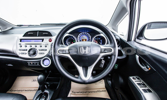 Buy Used Honda Jazz White Car in Bangkok in Bangkok Buy Used Honda Jazz White Car in Bangkok in Bangkok