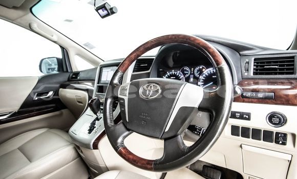 Buy Used Toyota Alphard White Car in Bangkok in Bangkok Buy Used Toyota Alphard White Car in Bangkok in Bangkok