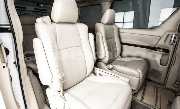 Buy Used Toyota Alphard White Car in Bangkok in Bangkok Buy Used Toyota Alphard White Car in Bangkok in Bangkok