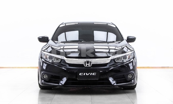 ซื้อ รถมือสอง Honda Civic สีดำ รถยนต์ ใน %{เมือง} ใน กรุงเทพมหานคร