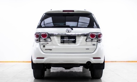 ซื้อ รถมือสอง Toyota Fortuner ขาว รถยนต์ ใน %{เมือง} ใน กรุงเทพมหานคร ซื้อ รถมือสอง Toyota Fortuner ขาว รถยนต์ ใน %{เมือง} ใน กรุงเทพมหานคร