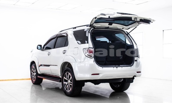 ซื้อ รถมือสอง Toyota Fortuner ขาว รถยนต์ ใน %{เมือง} ใน กรุงเทพมหานคร ซื้อ รถมือสอง Toyota Fortuner ขาว รถยนต์ ใน %{เมือง} ใน กรุงเทพมหานคร
