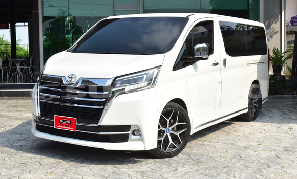 ซื้อ รถมือสอง Toyota Crown Majesta ขาว รถยนต์ ใน %{เมือง} ใน กรุงเทพมหานคร ซื้อ รถมือสอง Toyota Crown Majesta ขาว รถยนต์ ใน %{เมือง} ใน กรุงเทพมหานคร