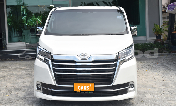 ซื้อ รถมือสอง Toyota Crown Majesta ขาว รถยนต์ ใน %{เมือง} ใน กรุงเทพมหานคร ซื้อ รถมือสอง Toyota Crown Majesta ขาว รถยนต์ ใน %{เมือง} ใน กรุงเทพมหานคร