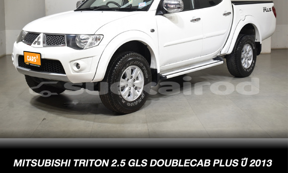 Buy Used Mitsubishi Triton White Car in Bangkok in Bangkok