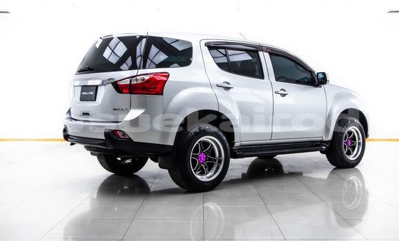 ซื้อ รถมือสอง Isuzu MU-X อื่น ๆ รถยนต์ ใน %{เมือง} ใน กรุงเทพมหานคร ซื้อ รถมือสอง Isuzu MU-X อื่น ๆ รถยนต์ ใน %{เมือง} ใน กรุงเทพมหานคร