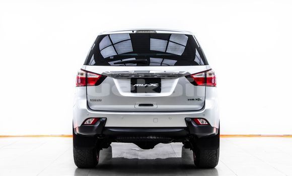ซื้อ รถมือสอง Isuzu MU-X อื่น ๆ รถยนต์ ใน %{เมือง} ใน กรุงเทพมหานคร ซื้อ รถมือสอง Isuzu MU-X อื่น ๆ รถยนต์ ใน %{เมือง} ใน กรุงเทพมหานคร