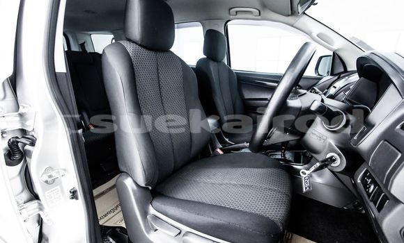 ซื้อ รถมือสอง Isuzu MU-X อื่น ๆ รถยนต์ ใน %{เมือง} ใน กรุงเทพมหานคร ซื้อ รถมือสอง Isuzu MU-X อื่น ๆ รถยนต์ ใน %{เมือง} ใน กรุงเทพมหานคร