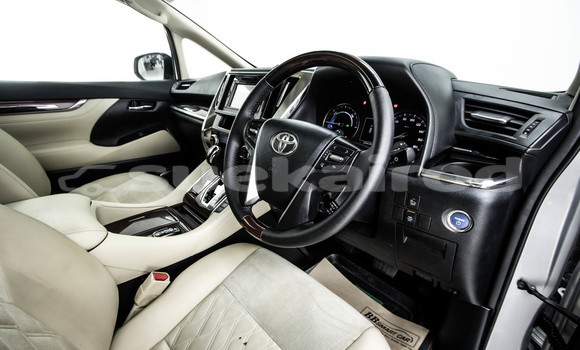 Buy Used Toyota Alphard Other Car in Bangkok in Bangkok Buy Used Toyota Alphard Other Car in Bangkok in Bangkok