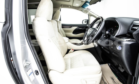 Buy Used Toyota Alphard Other Car in Bangkok in Bangkok Buy Used Toyota Alphard Other Car in Bangkok in Bangkok