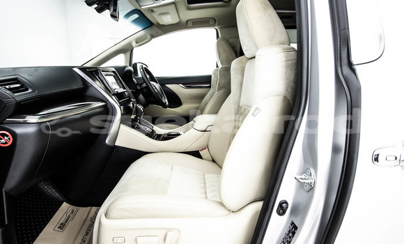 Buy Used Toyota Alphard Other Car in Bangkok in Bangkok Buy Used Toyota Alphard Other Car in Bangkok in Bangkok