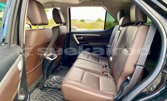 ซื้อ รถมือสอง Toyota Fortuner สีดำ รถยนต์ ใน %{เมือง} ใน กรุงเทพมหานคร ซื้อ รถมือสอง Toyota Fortuner สีดำ รถยนต์ ใน %{เมือง} ใน กรุงเทพมหานคร