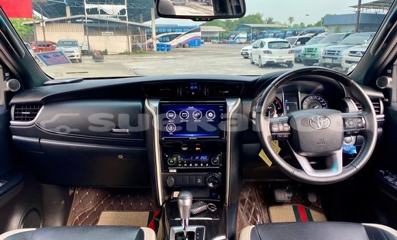 ซื้อ รถมือสอง Toyota Fortuner สีแดง รถยนต์ ใน %{เมือง} ใน กรุงเทพมหานคร ซื้อ รถมือสอง Toyota Fortuner สีแดง รถยนต์ ใน %{เมือง} ใน กรุงเทพมหานคร