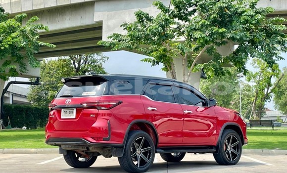 ซื้อ รถมือสอง Toyota Fortuner สีแดง รถยนต์ ใน %{เมือง} ใน กรุงเทพมหานคร ซื้อ รถมือสอง Toyota Fortuner สีแดง รถยนต์ ใน %{เมือง} ใน กรุงเทพมหานคร