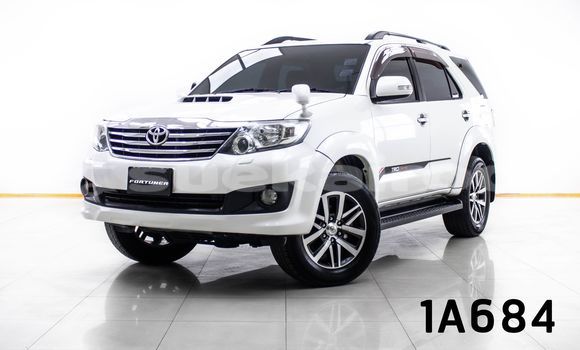 Buy Used Toyota Fortuner White Car in Bangkok in Bangkok Buy Used Toyota Fortuner White Car in Bangkok in Bangkok