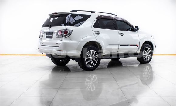 Buy Used Toyota Fortuner White Car in Bangkok in Bangkok Buy Used Toyota Fortuner White Car in Bangkok in Bangkok
