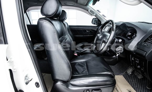 Buy Used Toyota Fortuner White Car in Bangkok in Bangkok Buy Used Toyota Fortuner White Car in Bangkok in Bangkok