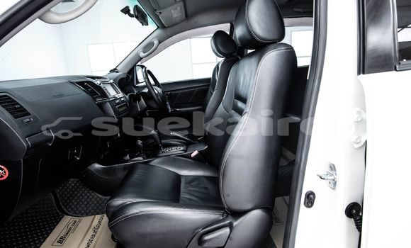 Buy Used Toyota Fortuner White Car in Bangkok in Bangkok Buy Used Toyota Fortuner White Car in Bangkok in Bangkok