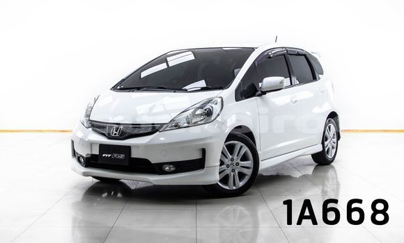 Buy Used Honda Jazz White Car in Bangkok in Bangkok Buy Used Honda Jazz White Car in Bangkok in Bangkok