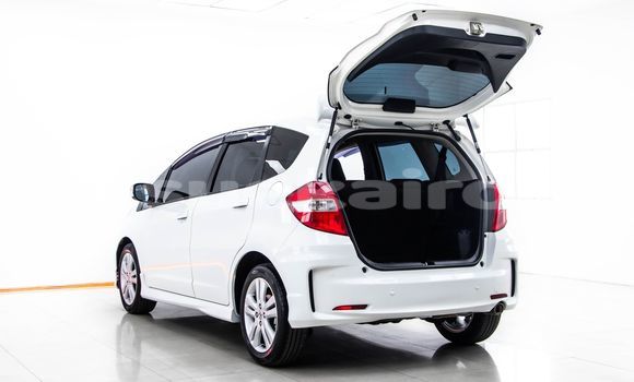Buy Used Honda Jazz White Car in Bangkok in Bangkok Buy Used Honda Jazz White Car in Bangkok in Bangkok