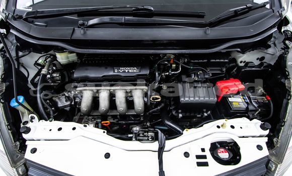 Buy Used Honda Jazz White Car in Bangkok in Bangkok Buy Used Honda Jazz White Car in Bangkok in Bangkok