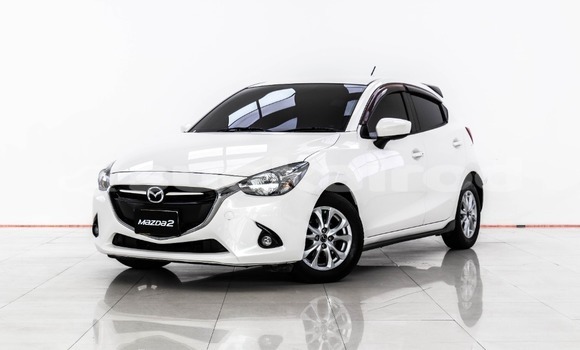 ซื้อ รถมือสอง Mazda 2 ขาว รถยนต์ ใน %{เมือง} ใน กรุงเทพมหานคร ซื้อ รถมือสอง Mazda 2 ขาว รถยนต์ ใน %{เมือง} ใน กรุงเทพมหานคร