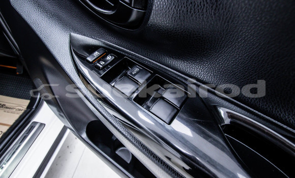 Buy Used Toyota Yaris White Car in Bangkok in Bangkok Buy Used Toyota Yaris White Car in Bangkok in Bangkok