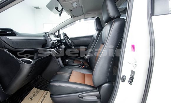 Buy Used Toyota Sienta White Car in Bangkok in Bangkok Buy Used Toyota Sienta White Car in Bangkok in Bangkok