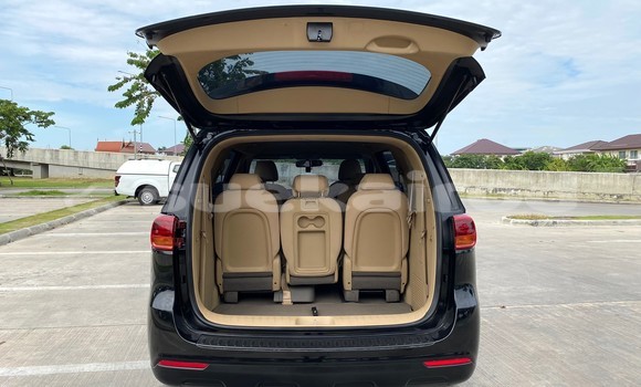 Buy Used Kia Carnival Black Car in Bangkok in Bangkok Buy Used Kia Carnival Black Car in Bangkok in Bangkok