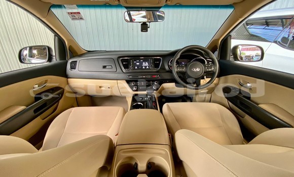 Buy Used Kia Carnival Black Car in Bangkok in Bangkok Buy Used Kia Carnival Black Car in Bangkok in Bangkok