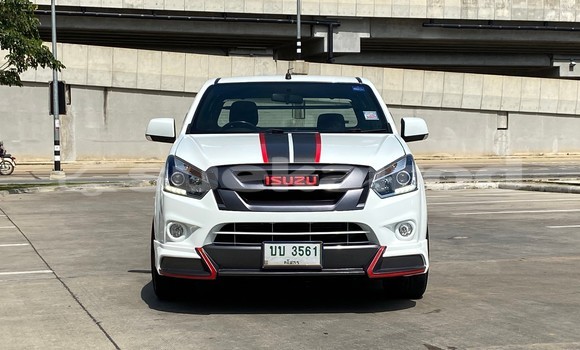 ซื้อ รถมือสอง Isuzu D-Max ขาว รถยนต์ ใน %{เมือง} ใน กรุงเทพมหานคร