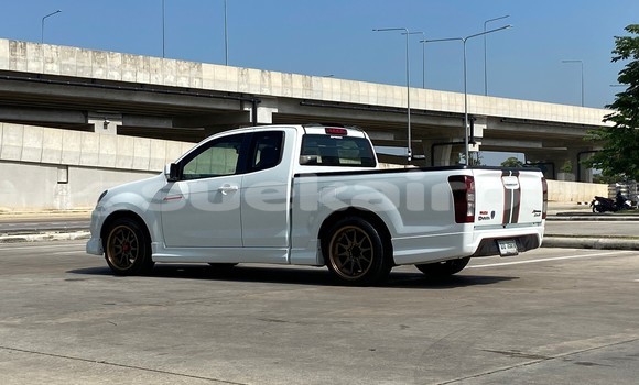ซื้อ รถมือสอง Isuzu D-Max ขาว รถยนต์ ใน %{เมือง} ใน กรุงเทพมหานคร ซื้อ รถมือสอง Isuzu D-Max ขาว รถยนต์ ใน %{เมือง} ใน กรุงเทพมหานคร