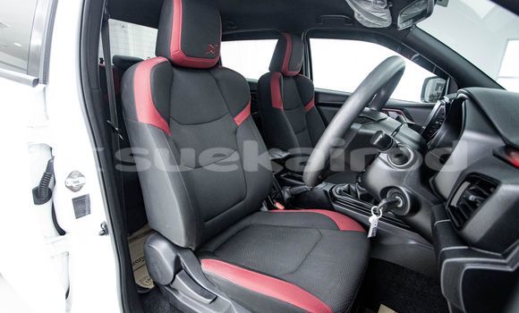 ซื้อ รถมือสอง Isuzu D-Max ขาว รถยนต์ ใน %{เมือง} ใน กรุงเทพมหานคร ซื้อ รถมือสอง Isuzu D-Max ขาว รถยนต์ ใน %{เมือง} ใน กรุงเทพมหานคร