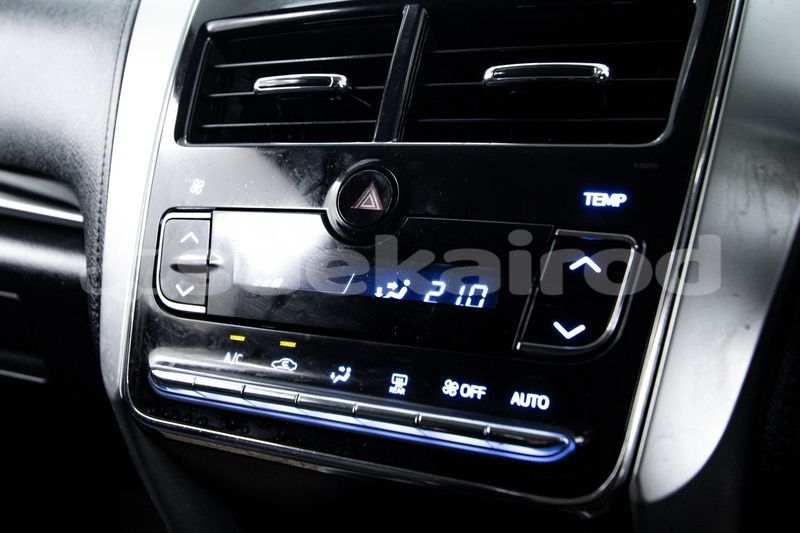 Big with watermark toyota yaris bangkok bangkok 67650