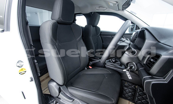 Buy Used Isuzu D-Max White Car in Bangkok in Bangkok Buy Used Isuzu D-Max White Car in Bangkok in Bangkok