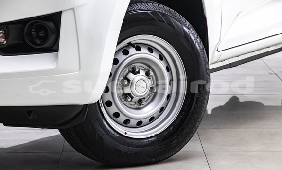 Buy Used Isuzu D-Max White Car in Bangkok in Bangkok Buy Used Isuzu D-Max White Car in Bangkok in Bangkok