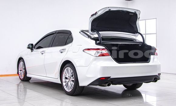 Buy Used Toyota Camry White Car in Bangkok in Bangkok Buy Used Toyota Camry White Car in Bangkok in Bangkok