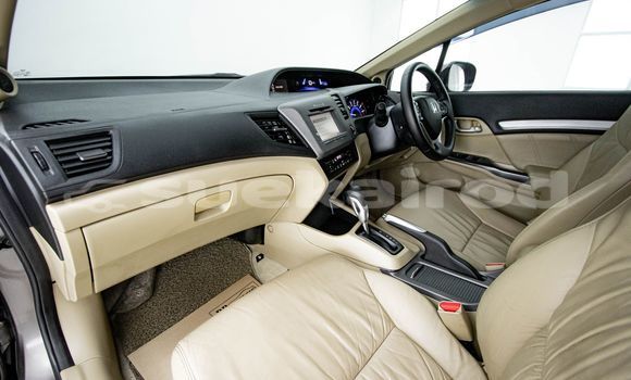 ซื้อ รถมือสอง Honda Civic สีน้ำตาล รถยนต์ ใน %{เมือง} ใน กรุงเทพมหานคร ซื้อ รถมือสอง Honda Civic สีน้ำตาล รถยนต์ ใน %{เมือง} ใน กรุงเทพมหานคร